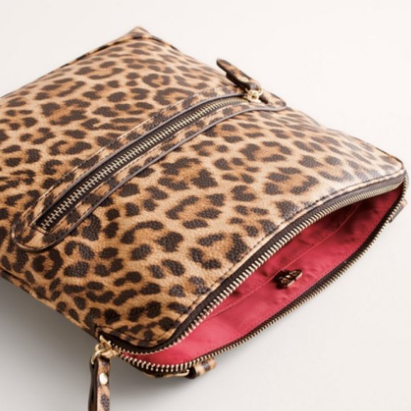 sold! NWT chico's | animal print crossbody - Picture 3 of 10